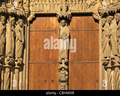 Notre Dame de la cattedrale di Chartres,Chartres, Eure-et-Loire, Francia,Via di San Giacomo a Santiago de Compostela, patrimonio mondiale dell UNESCO Foto Stock