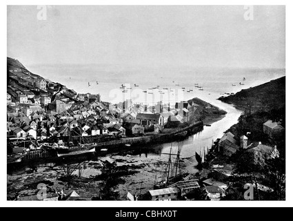 Looe estuario Cornwall Inghilterra fiume baia del villaggio di pesca città costiera di pesca porto di approdo Foto Stock