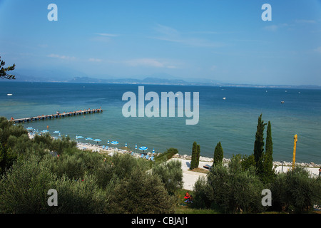 Spiaggia, Sirmione sul Lago di Garda, Veneto, Italia Foto Stock