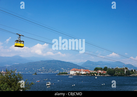 Funiculare Stresa Alpino Mottarone, Palazzo Borromee, Isola Bella, Stresa Lago Maggiore, Piemonte, Italia Foto Stock