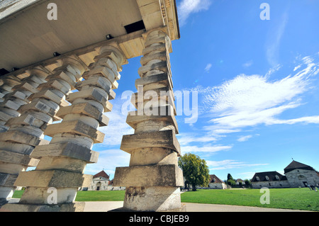 Royal soluzione salina nella luce del sole, Arc-et-Senans, Giura, Franche Comte, Francia orientale, Europa Foto Stock