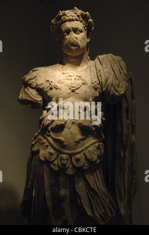 Tito (39-81). Imperatore romano. Dinastia Flavia. Statua. Museo archeologico di Olympia. La Grecia. Foto Stock