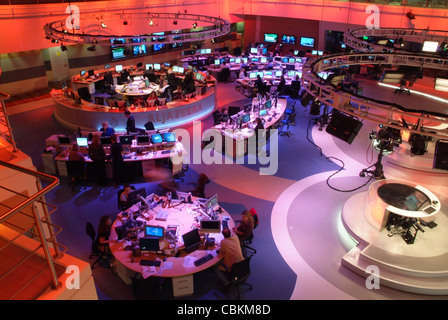 La scena presso la sala stampa di Al Jazeera International. Foto Stock