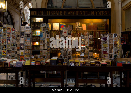 Book store nella Galerie Vivienne, Parigi, Francia Foto Stock