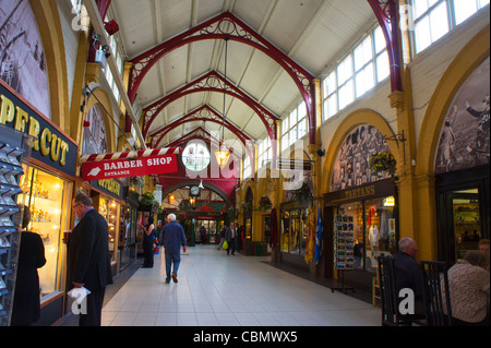 Victorian Mercato coperto, arcade, Inverness, Highland Regione, Scozia Foto Stock