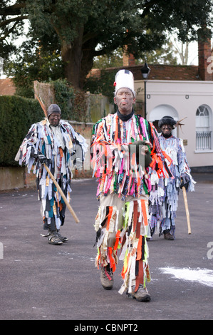 Odiham Mummers Boxing Day prestazioni, Odiham, Hampshire, Inghilterra Foto Stock