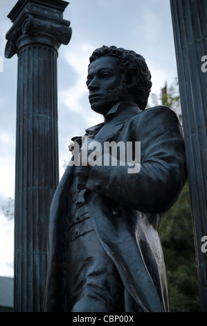 Un monumento di Alexander Pushkin nella città di Saransk, Russia Foto Stock