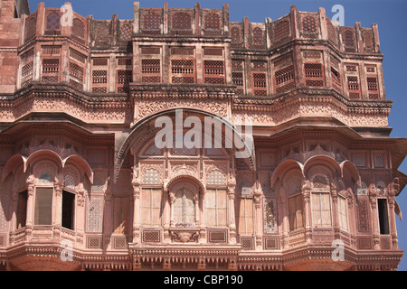 Forte Mehrangarh xviii secolo sezione, l'armeria, a Jodhpur in Rajasthan, India settentrionale Foto Stock