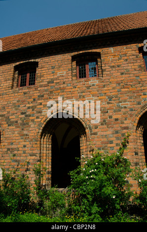 Danimarca, helsingoer. La chiesa di Santa Maria e il monastero di Nostra Signora, c. 1430, il cortile. Foto Stock