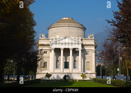 Tempio Voltiano il Tempio Voltiano (1927) di alloggiamento di Alessandro Volta museum Como Città Regione Lombardia Italia Europa Foto Stock