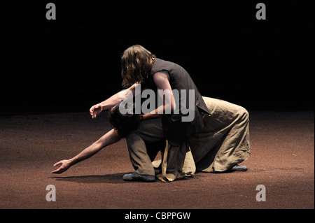 Ci sono stati i cavalli di Carolyn Carlson e Bartabas, Ci erano cavalli da Carolyn Carlson, Bartabas ballerini del CCN Roubaix Nord Pas d Foto Stock