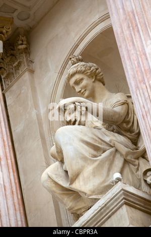 Teatro Municipal su Place Victor Hugo Tolone Francia Foto Stock