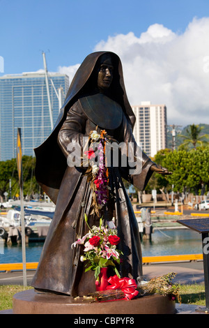 Mothar Marianne Cope, l'Ala Moana Beach Park, Waikiki, Honolulu Oahu, Hawaii Foto Stock