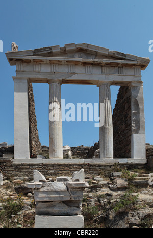 Tempio di Iside sull'isola di Delos nelle cicladi grecia Foto Stock