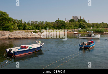 Newport Rhode Island barche nel piccolo porto che si trova sulla famosa Scenic Ocean Drive Foto Stock