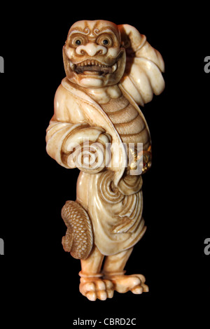 Intagliato Netsuke giapponese Foto Stock