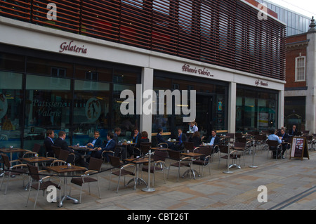 Patisserie Valerie a new Spitalfields Market east London Inghilterra England Regno Unito Europa Foto Stock