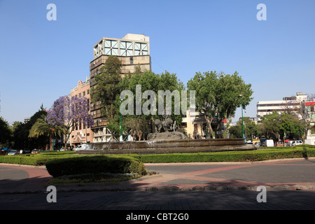 Madrid Plaza, Colonia Roma, quartiere alla moda, Città del Messico, Messico, America del Nord Foto Stock