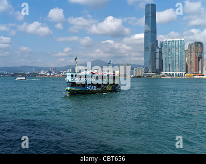 dh Northern Star traghetto VICTORIA HARBOUR HONG KONG Star traghetto attraversamento del porto e Tsim Sha Tsui skyline victoria Foto Stock