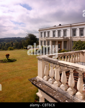 Vista da Buxted Park Country House Hotel si affaccia sul Ashdown Forest vicino a Uckfield in East Sussex, England, Regno Unito Foto Stock