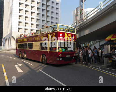 Dh Big Bus Tour CENTRAL HONG KONG Garden Road Peak Tram Terminus inferiore fermata bus turisti open top sightseeing Foto Stock