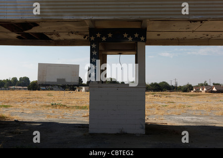 Chiuso Porterville abbandonati, California Drive-in Theatre Foto Stock