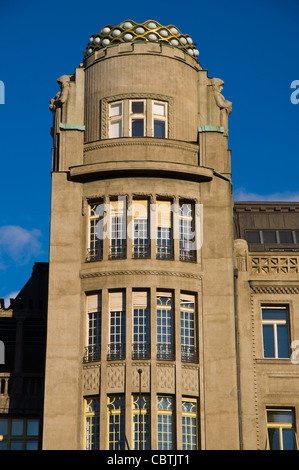 Torretta di Art Nouveau Palac Koruna edificio Vaclavske Namesti square new town Praga Repubblica Ceca Europa Foto Stock