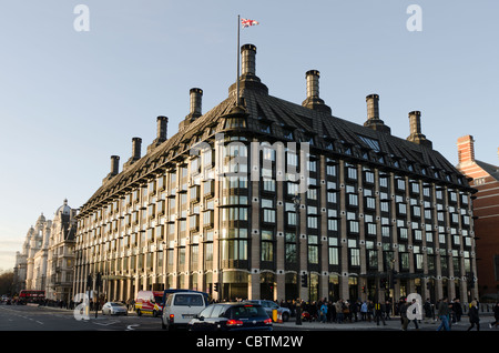 Portcullis house uffici per i deputati del parlamento di Londra SW1A 2LW Westminster London Regno Unito Foto Stock