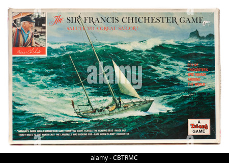 L'annata 1967 'Sir Francis Chichester' barca a vela attorno al mondo del gioco di bordo da Tri-ang Foto Stock