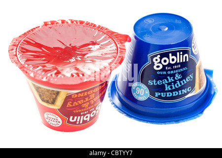 Due Goblin 90 secondi di carne a microonde e la bistecca e il rene budini in contenitori di plastica sigillati Foto Stock