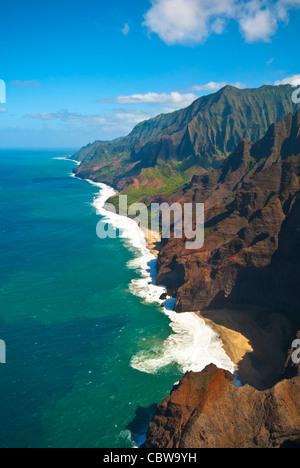 La costa di Na Pali dal cielo, Isola di Kauai, Hawaii, STATI UNITI D'AMERICA Foto Stock