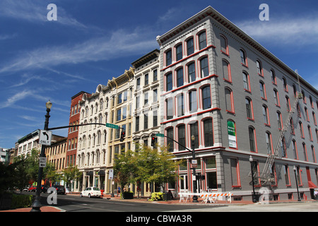 Architettura storica. Louisville, Kentucky, Stati Uniti d'America. Ad ovest la strada principale distretto di conservazione. Foto Stock