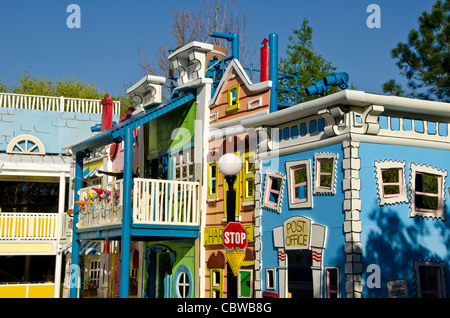 Curioso George va in città attrazione per bambini I bambini con acqua pistole a Universal Studios Orlando in Florida Foto Stock