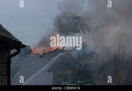 Incendio al campo e Trek in Ambleside Foto Stock