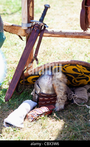 Cavaliere medievale corazza pronto per l'uso Foto Stock