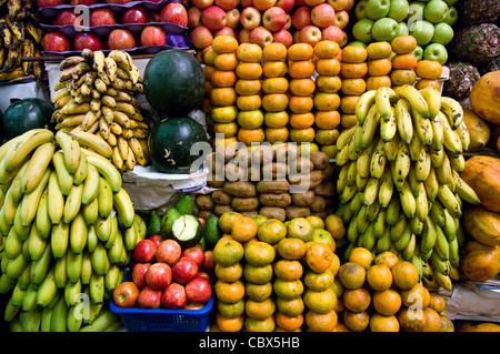 Bolivia. Mercato della frutta a Cochabamba. Foto Stock