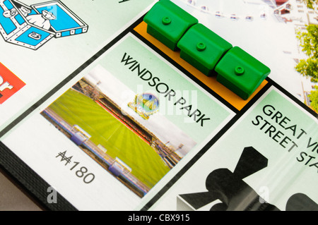 Belfast monopolio: Costruire case su Windsor Park Campo di calcio Foto Stock