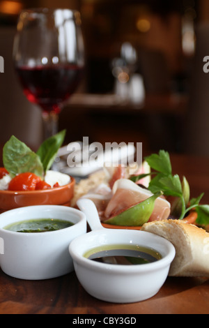 Antipasti servita in un bistro Foto Stock