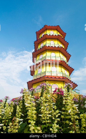 Pagoda dei giardini Cinesi in Malaysia. Foto Stock