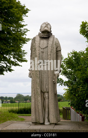 Statua di Tycho Brahe sull isola di Hven in Oresund Foto Stock