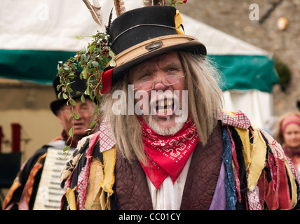 Membri del penny Plain Theatre Company Esecuzione 'Hardcastle Natale Capers' a Grassington. Foto Stock