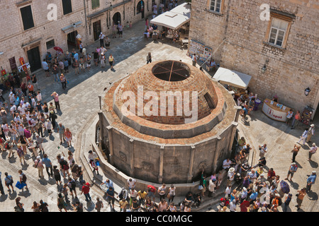 L'Onofrio fontana fu nel XV secolo costruito. Dubrovnik, Dalmazia, Croazia, Europa Foto Stock