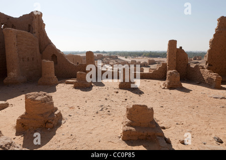 I primi il cimitero cristiano di Bagawat in basso a sud della pedemontana di Gebel el Teir, Kharga Oasis, Egitto Foto Stock