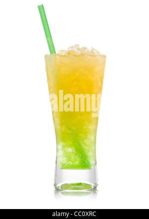 Kivi pina colada bevanda bicchiere da cocktail isolati su sfondo bianco Foto Stock