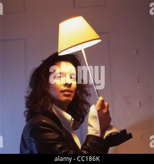 Laurence Llewelyn-Bowen nella sua casa di Blackheath, London, Regno Unito Foto Stock