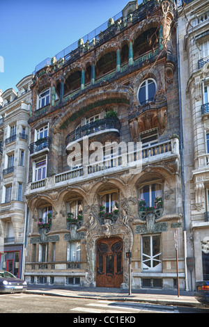 Edificio in stile liberty a Avenue Rapp n. 29, Parigi, Francia Foto Stock