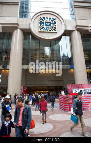 Ingresso al centro commerciale times square e ufficio torre orologio complesso hong kong RAS di Hong kong cina asia Foto Stock