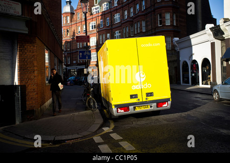 Waitrose Ocado supermercato consegna Van Foto Stock