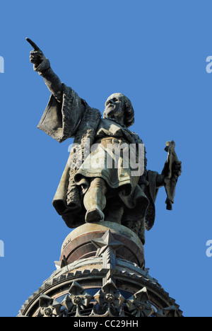 Barcellona, Spagna. Monument a Colom / monumento a Colombo (1888) la statua sulla parte superiore Foto Stock