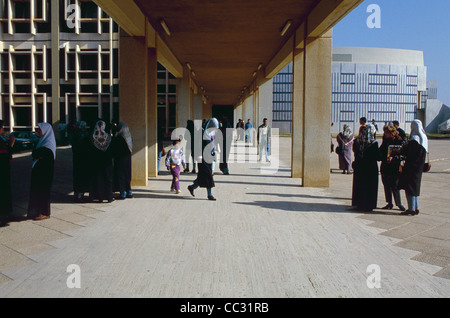 La vita nel campus dell Università di Bengasi, Libia la più antica Università fondata nel 1955. Foto Stock